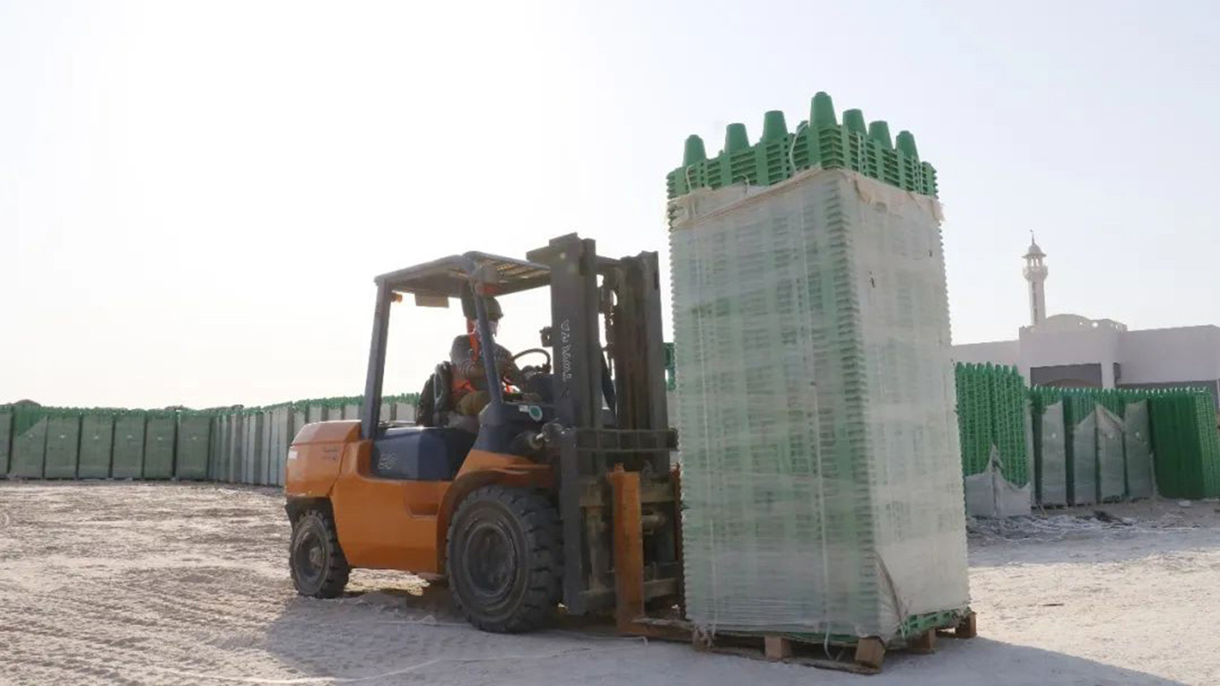 首页缩略图-大图4 Logistics and supply chain image showing efficient global delivery of stormwater modules